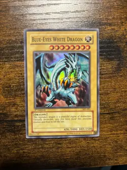 Blue-Eyes White Dragon SKE-001 Starter Deck: Kaiba Evolution 1st Edition - Image 1