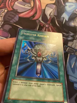 (EVG) Yugioh Monster Reborn LOB-118 Ultra Rare Unlimited VLP - Image 3