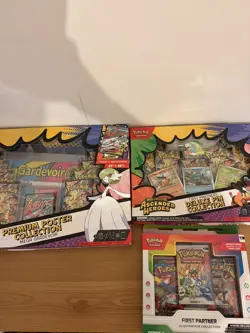 Pokemon TCG Ascended Heroes Premium Poster, Deluxe Pin Collection, First Partner - Image 1