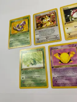 1st Edition Pokemon Team Rocket Lot Ekans Voltorb Meowth Oddish Drowzee - Image 5