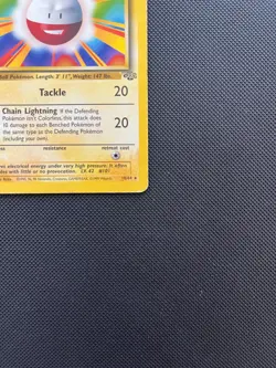 Electrode 18/64 1st Edition - Base Set Error Card Misprint (HP) - Image 4