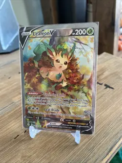 Pokemon TCG Sword & Shield Leafeon v Evolving Skies 167/203 - Image 3