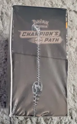 Pokemon TCG: Champion's Path Elite Trainer Box New - Image 3