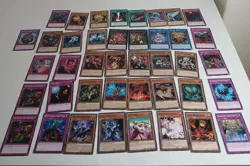 Yugioh cards TCG Beware of Traptrix Structure Deck 1st Edition 41 cards in box - Image 1