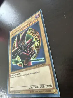 Yu-Gi-Oh! TCG Dark Magician Unlimited Edition Ultra Rare YGLD-ENB02 - Image 2