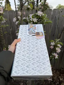 Pokemon - Trading Card Game: Scarlet & Violet Prismatic Evolutions Super-Premium - Image 3