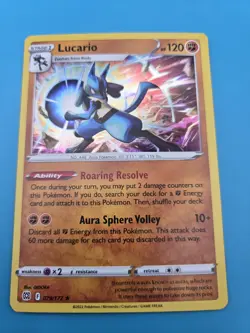 2022 Pokemon Brilliant Stars 079/172 Lucario Holo NM - Image 1