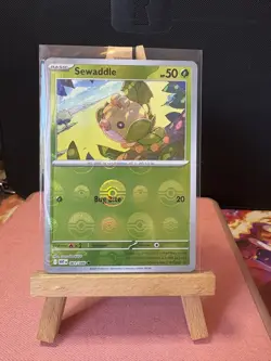 001/086 Sewaddle : (Poke Ball Holo) Card : SV-10.5 White Flare : Pokemon TCG - Image 1