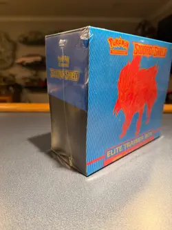 Pokemon Sword and Shield Elite Trainer Box Zamazenta - Image 2