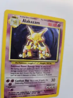 Alakazam Holo Base Pokemon Card WOTC - Image 2