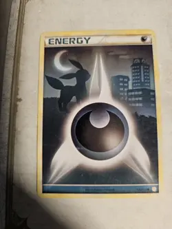 POKEMON HEARTGOLD SOULSILVER - RARE Dark energy UMBREON Feature Card 121/123 - Image 1