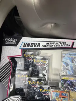 Pokemon Unova Heavy Hitters Premium Collection Box Promo Cards Boosters Kyurem - Image 2