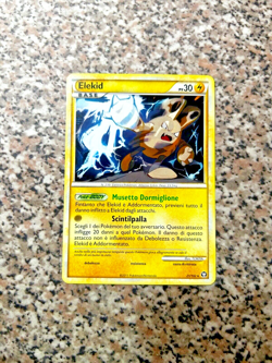 POKEMON CARD ELEKID 21/102 2011 (NO HOLO) NEW MINT ORIGINALE ITALIA - Image 1