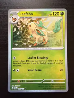 Leafeon (Poke Ball Pattern) 005/131 SV: Prismatic Evolutions Holo Pokemon (NM) - Image 1