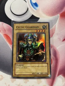 Yu-Gi-Oh! TCG Celtic Guardian Legend of Blue Eyes White Dragon LOB-007 Unlimited - Image 1