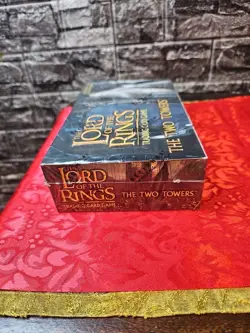 Lord of the Rings Trading Card Game - The Two Towers Sealed Booster Box LoR TCG - Image 2
