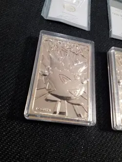 23k Gold Plated Mewtwo & Togepi Pokemon Burger King 1999 Metal Trading Card - Image 2