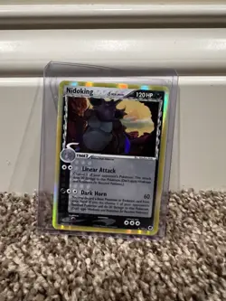 2006 POKEMON EX DRAGON FRONTIERS 6 NIDOKING-HOLO - Image 1