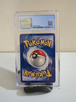 Pokemon Gym Challenge (2000) Giovanni's Machamp Holo 6/132 CGC 6 - Image 2