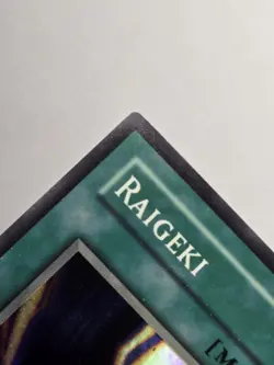 Yu-Gi-Oh! TCG Raigeki Legend of Blue Eyes White Dragon LOB-053 Unlimited LP - Image 3