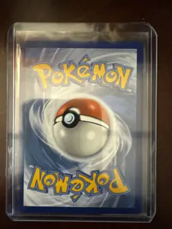 Pokemon TCG Mew (Secret) Celebrations 025/025 Gold Card - Image 2