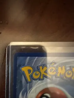 Pokemon TCG Mew (Secret) Celebrations 025/025 Gold Card - Image 3