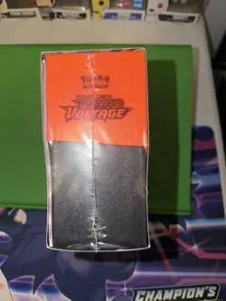 Vivid Voltage Elite Trainer Box ETB Pokemon Sword & Shield Pokemon TCG - Sealed - Image 3