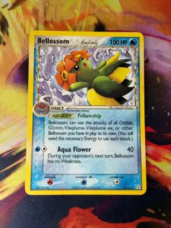 Bellossom 19/110 LP-DMG Non Holo Rare Holon Phantoms 2006 Pokemon TCG - Image 1