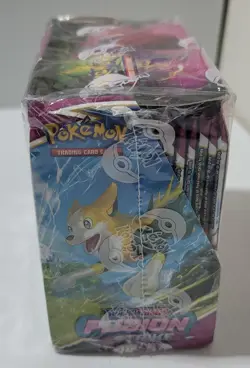 Pokemon TCG Fusion Strike Booster Box 36 Packs Sword & Shield New Factory Sealed - Image 3