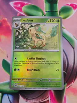 Pokemon TCG Leafeon Pokeball Pattern 005/131 NM - Image 1