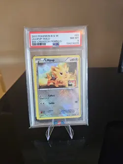🔥 Pokemon League Black & White Holo Lillipup #81/114 (Stamped) PSA Triple Error - Image 1