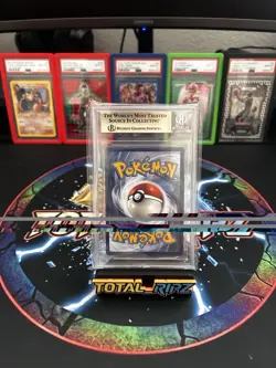 Pokemon Charmander SV6/SV94 Hidden Fates Shiny Vault Holo Rare BGS 9.5 - Image 2