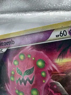 Hp Spiritomb 10/102 Holo Rare Triumphant Pokemon Card - Image 4