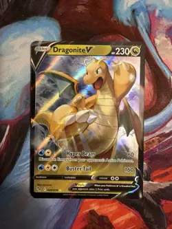 Dragonite V 049/078 Pokemon GO Holo NM - Image 1