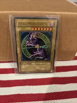 Dark Magician SDY-006 Ultra Rare Yu-Gi-Oh - Image 3