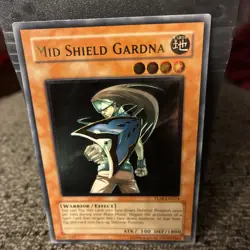 Mid-Shield Gardna - TLM-EN024 - Ultimate Rare (UTR) - Unlimited - NM - Image 1