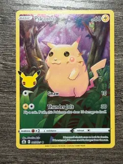 POKEMON FULL ART PIKACHU 005/025 RARE CELEBRATIONS 2021 LP + ARCEUS SLEEVE - Image 1