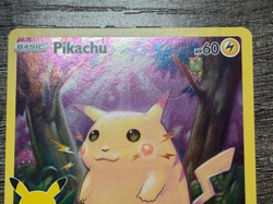 POKEMON FULL ART PIKACHU 005/025 RARE CELEBRATIONS 2021 LP + ARCEUS SLEEVE - Image 5