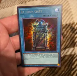 Yugioh Illusion Gate MZMU-EN023 Secret Rare 1st Edition Mint Condition - Image 1