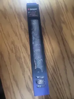 Commander Series: Sliver Queen Holo Stitched Edge Play Mat Playmat ULTRA PRO MTG - Image 1