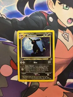 Umbreon (13) Holo Rare Neo Discovery 13/75 WOTC Pokemon Card - Image 1