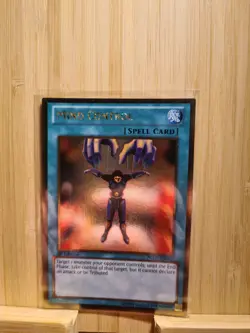 Mind Control PGLD-EN067 Gold Rare YuGiOh - Image 1