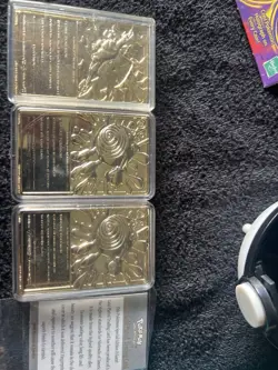 Vintage Pokemon Marble Lot Gold Cards Pokeball Coin Game Bundle- Charizard And M - Image 4