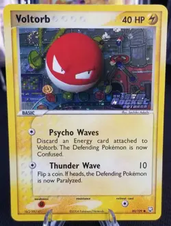[LP] Swirl! English Voltorb 80/109 Team Rocket Returns Reverse Holo 2004 Pokemon - Image 2