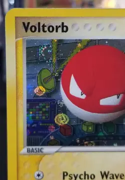 [LP] Swirl! English Voltorb 80/109 Team Rocket Returns Reverse Holo 2004 Pokemon - Image 3