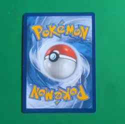 Pokemon Altaria Swsh12 Trainer Gallery TG11/30 Ultra Rare Holo 110 HP - Image 2