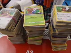 Pokemon TCG 100 % Genuine Card Bundle 100 Cards - Image 2