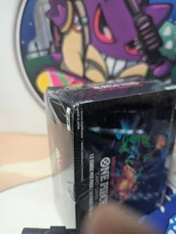 One Piece OP-06 Wings of the Captain Booster Box English (dent) Read Description - Image 2