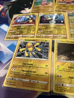 Pokemon TCG Lot of 10 Reverse Holo Electric Type Pokemon Lightly Played To NM - Image 2