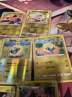 Pokemon TCG Lot of 10 Reverse Holo Electric Type Pokemon Lightly Played To NM - Image 5